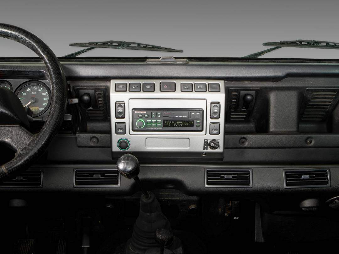 Pioneer SXT-C10PS im Landrover Defender